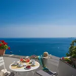 Giovanni's House בית הארחה 4*