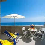 בית הארחה Giovanni's House 4*