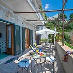 בית הארחה Giovanni's House פוזיטנו