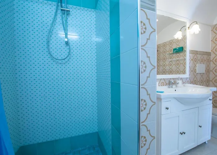 Giovanni's House בית הארחה 4*