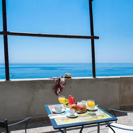 Πανσιόν Giovanni's House Ποζιτάνο